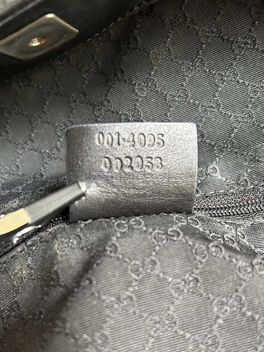 GUCCI Medium Diana Shoulder Bag, Black - Picture 10 of 16
